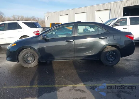 2017 Toyota Corolla Le z USA, uszkodzony, nr VIN 2T1BURHE3HC778988
